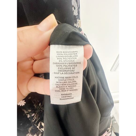 Rachel Parcell Black and Pink Floral Tiered Ruffle Dress Size S - Picture 9 of 10